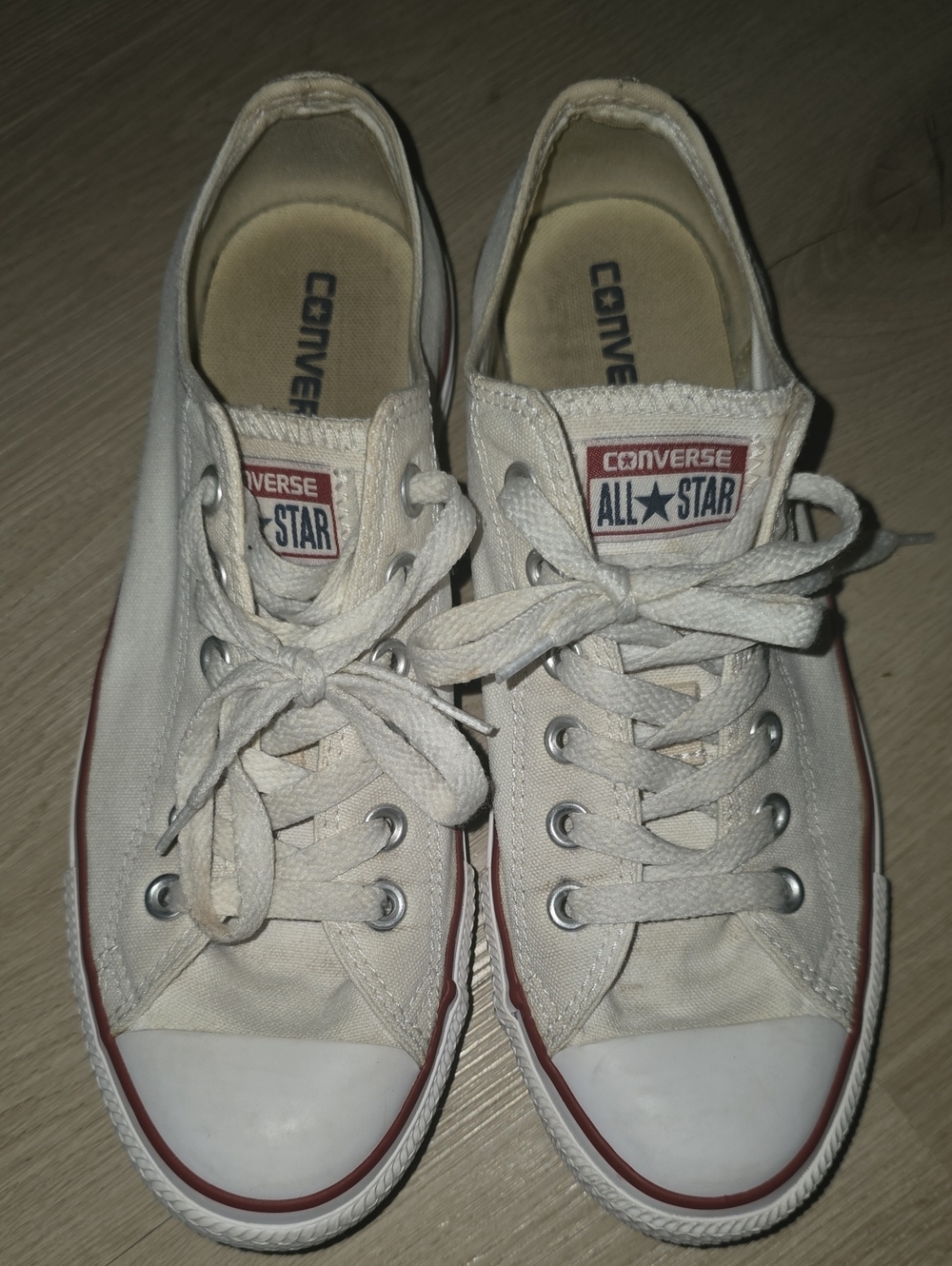 Converse Chuck Taylor All Star Low-top White Sneakers Size W9/M7